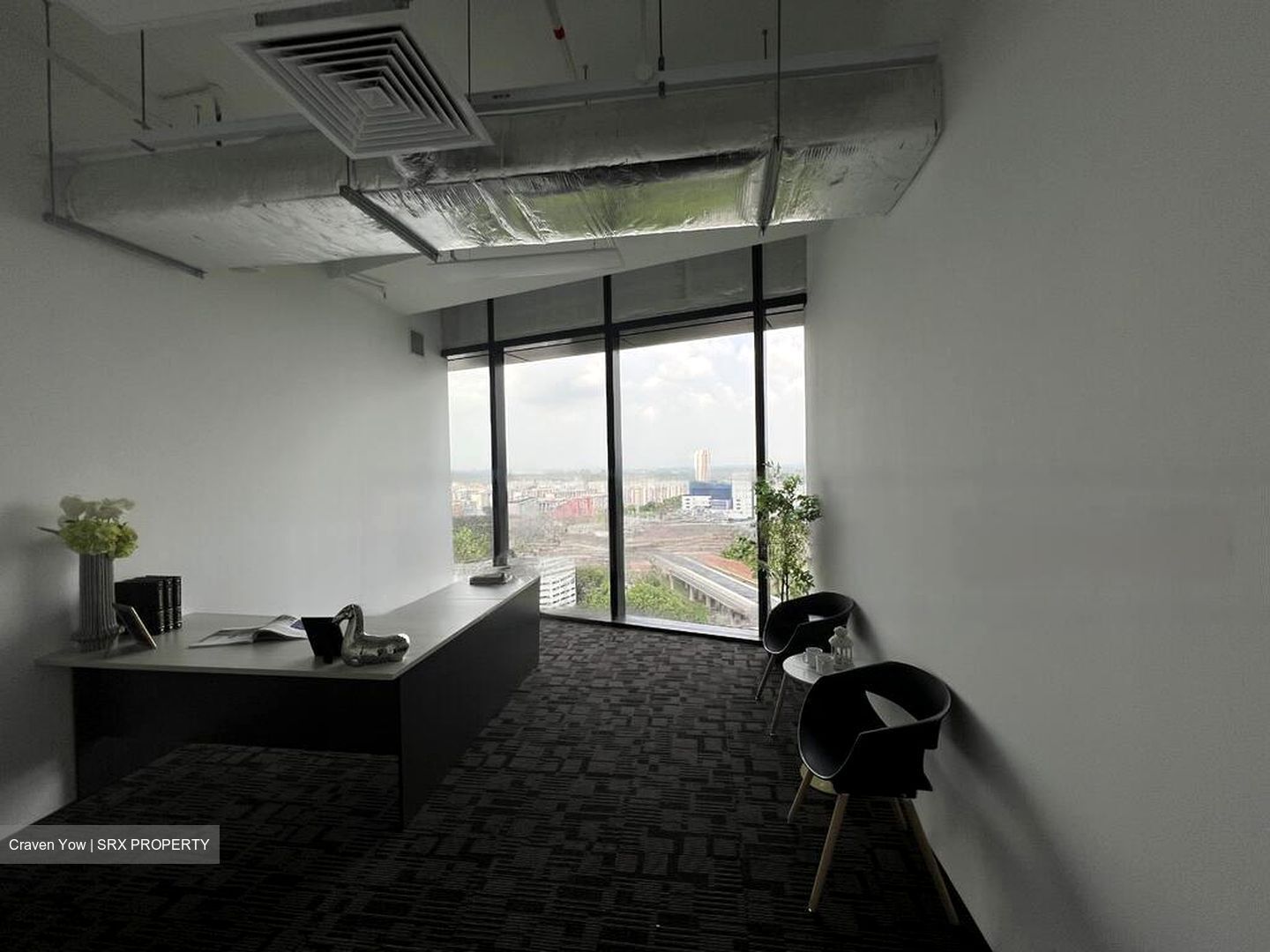 Woods Square (D25), Office #462650911